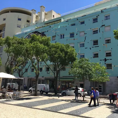 8-bit-building Apartment Lisbon
